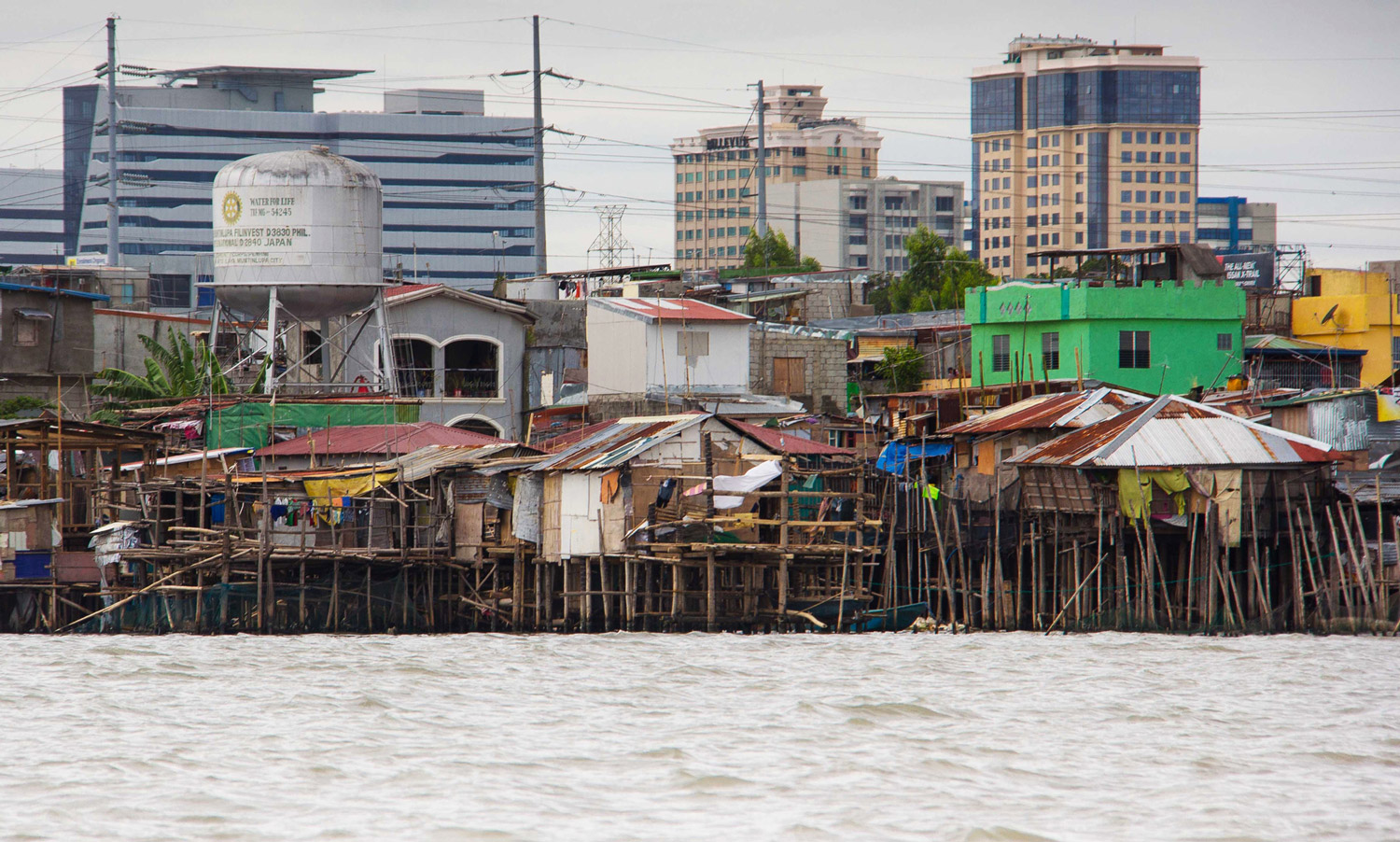 Resilient Imaginaries SocioEcological Urban Design in Metro Manila